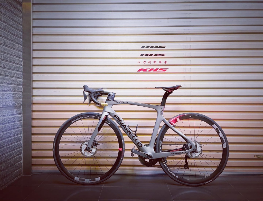 明天即將變身，期待中#pinarello #pinarelloprince