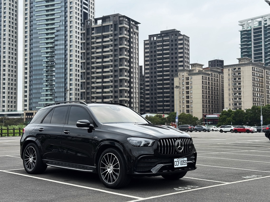 GLE-01.jpg