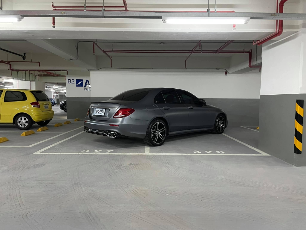 Mercedes-Benz W213