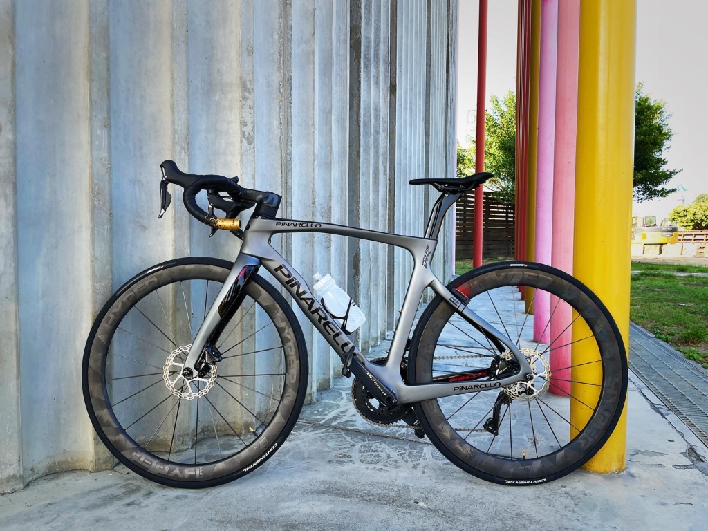 2022 Pinarello Prince FX