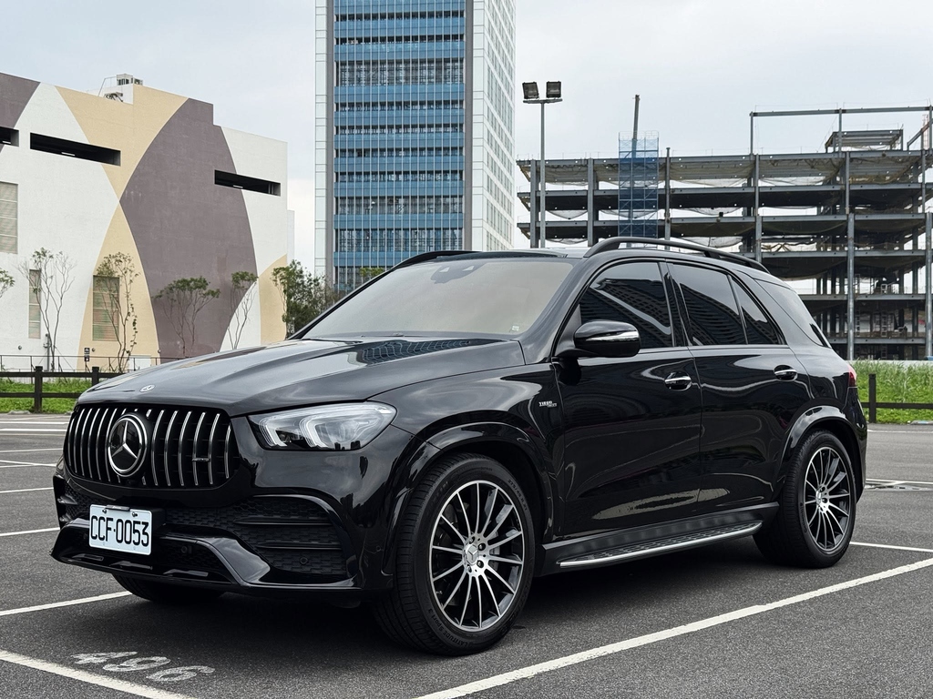 GLE-03.jpg