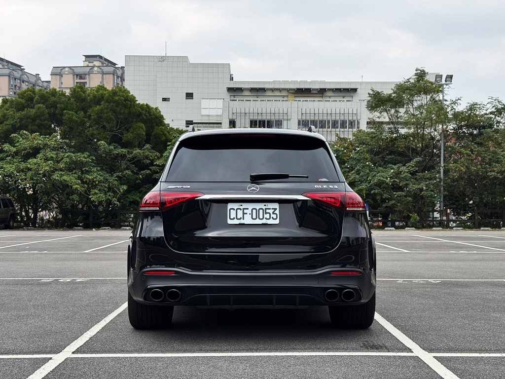 GLE-04.jpg