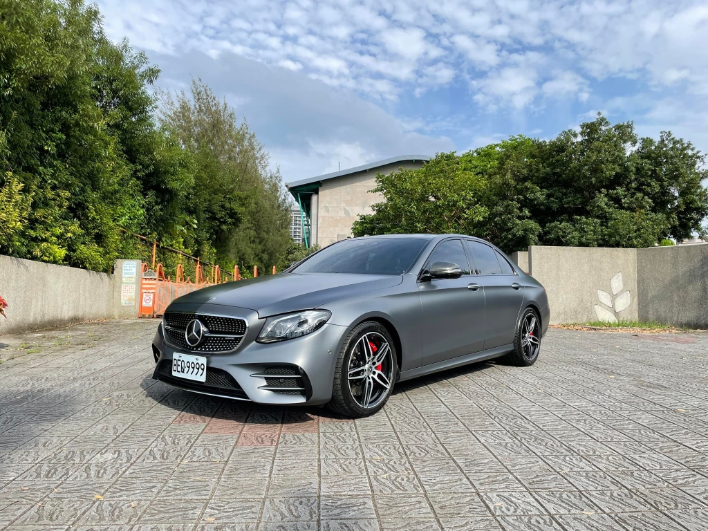 Mercedes-Benz W213