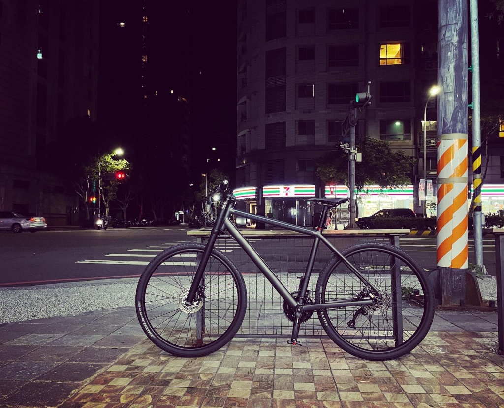 夜騎#cannondale #badboy